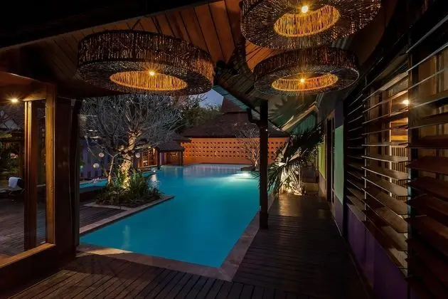 Chandra Residence