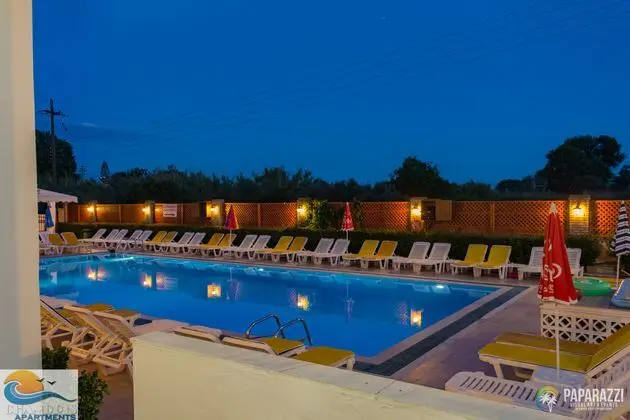 Chandris Apartments - Havuz