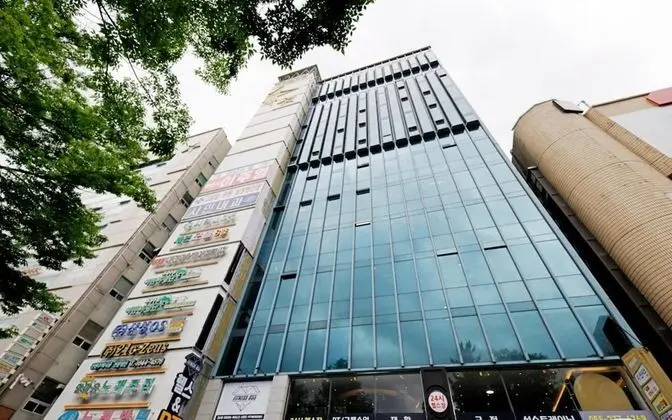 Changwon Bonggokdong Seven