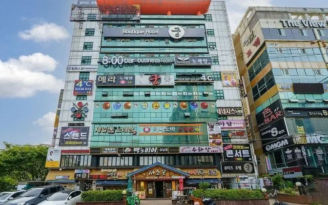 Changwon Boutique Hotel Gung