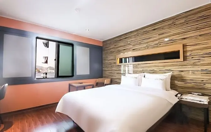 Changwon Masan Hotel BNB