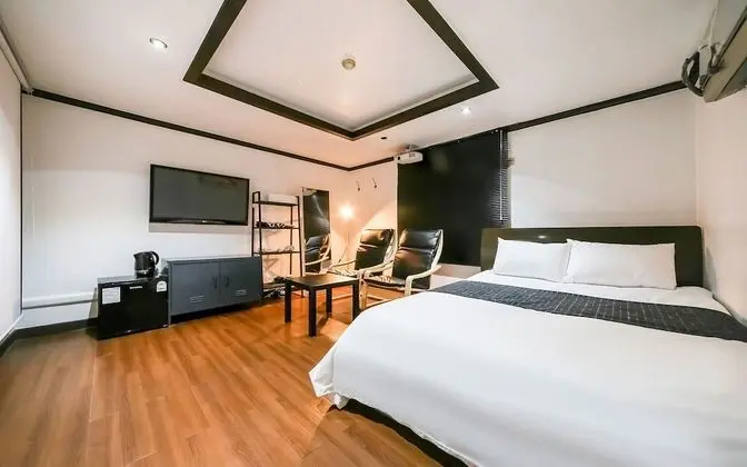 Changwon Masan Hapseongdong Hotel 4U - Öne Çıkan Resim