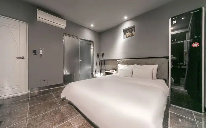 Changwon Myeongseo-dong Hotel Bucks