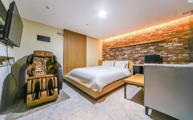 Changwon Myeongseo-dong Haru