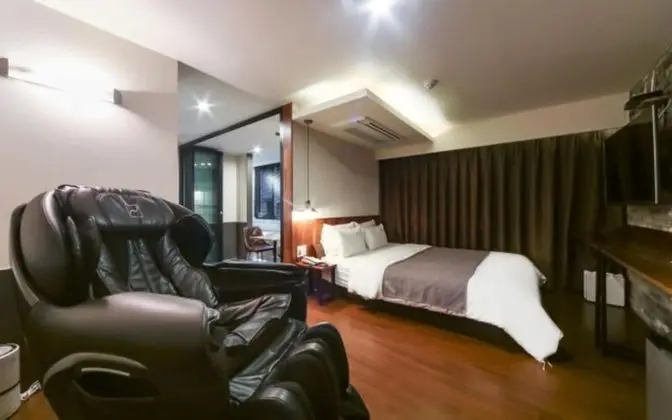 Changwon Myeongseodong Chicago