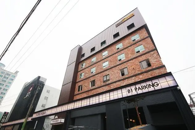 Changwon Myeongseodong Chicago