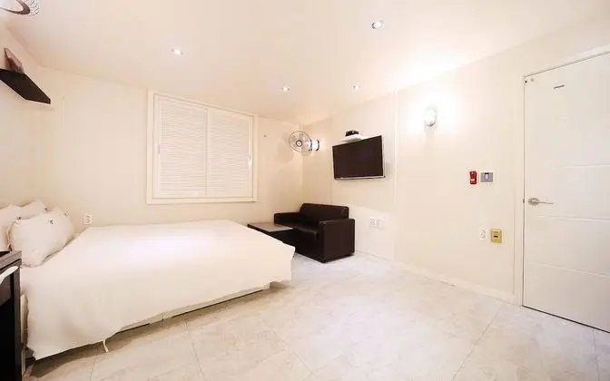 Changwon Myeongseodong Dosi Yeohaeng