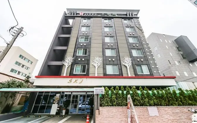 Changwon Myeongseodong Hotel Sky