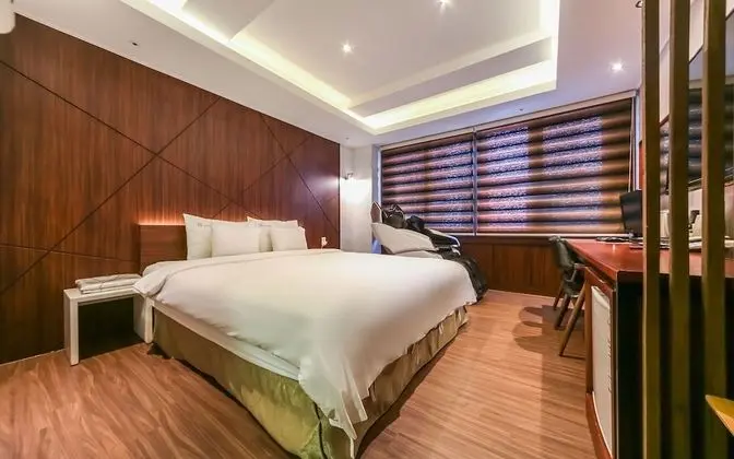 Changwon Myeongseodong U - Öne Çıkan Resim