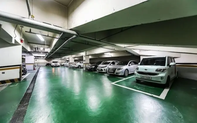 Changwon Sangnamdong Hotel JM - Misafir Tesisleri ve Hizmetleri