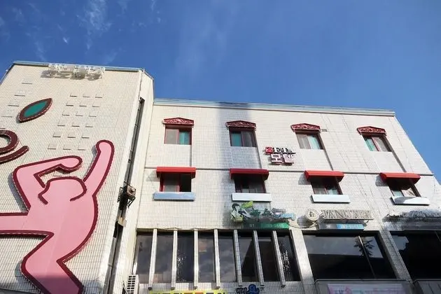 Changwon Yongho-dong Zeta