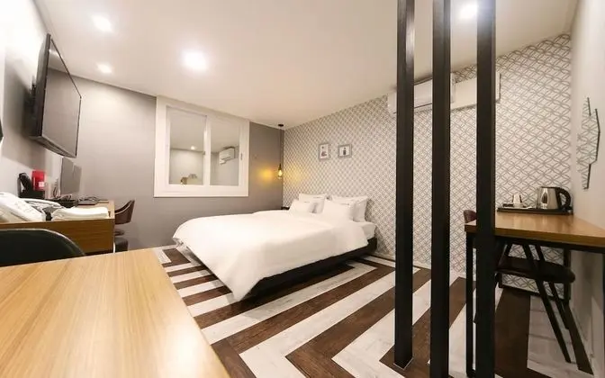 Changwon Yonghodong Max