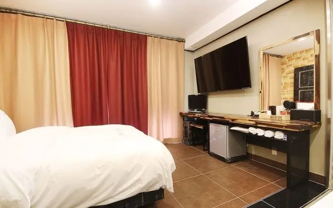 Changyeong Moon Dot Self Check-in Motel