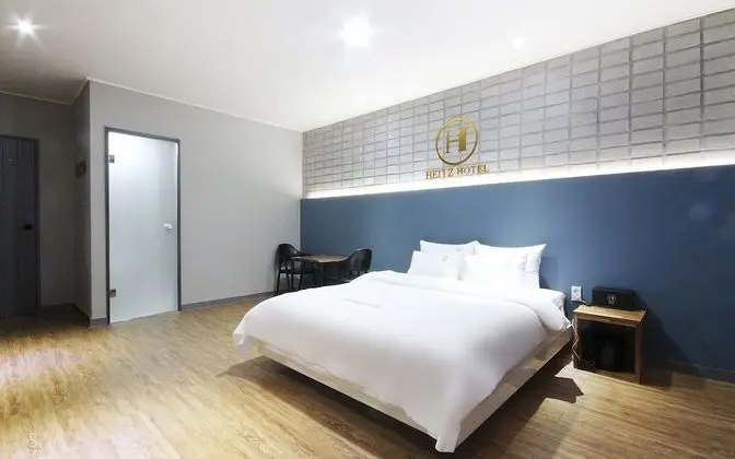 Changyeong Namji Heitz Hotel - Oda