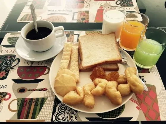 Chansuda Lake View Hotel - Yerinde Yemek