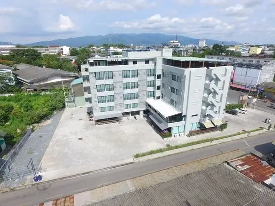 Chanthaburi Center Hotel - Dış Mekan