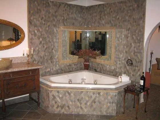 Chantico Inn & Suites