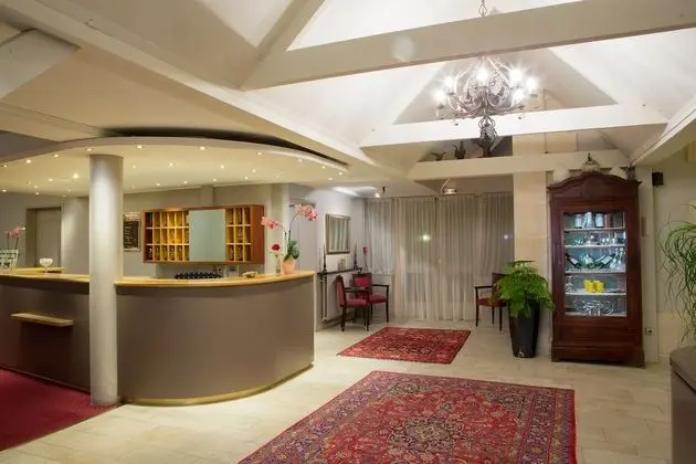 Hotel Chantilly Le Relais D'aumale - Lobi