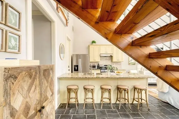 The Chapel by Avantstay Gorgeous Converted Chapel w/ Hot Tub in Great Location! - İç Mekan