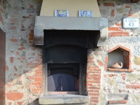 Characteristic Cottage in the Tuscan Hills - Dış Mekan