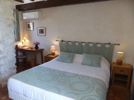 Hotel Charembeau - Oda