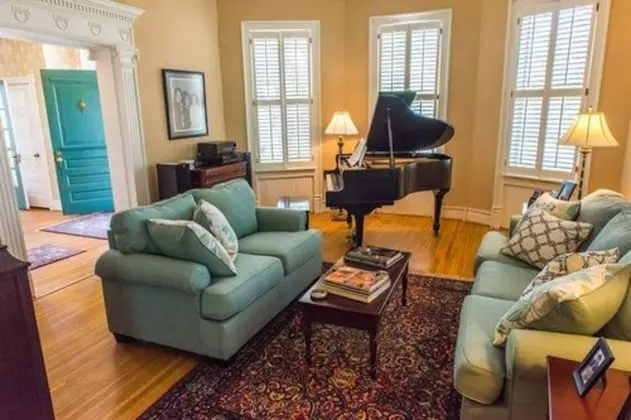 Charles Bass House Bed & Breakfast - Genel