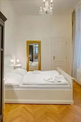 Charles Bridge Premium Apartments - Oda