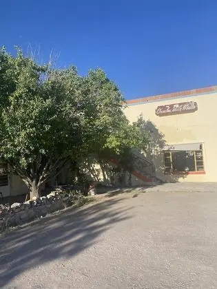 Charles Hotsprings - Dış Mekan