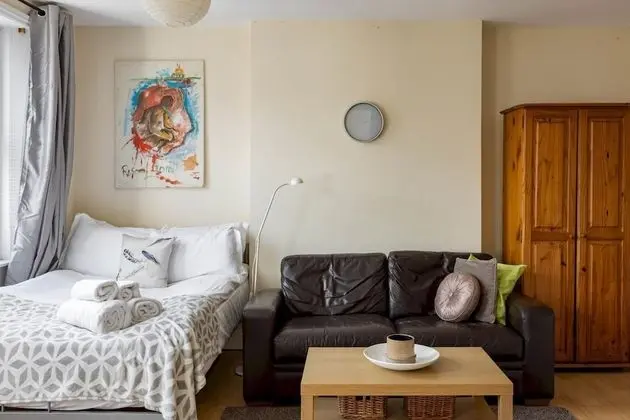 Charleville Road Studio Apartment