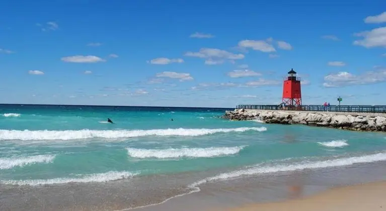 Charlevoix Inn & Suites - Genel