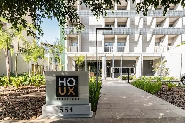 Charlie Houx Pinheiros