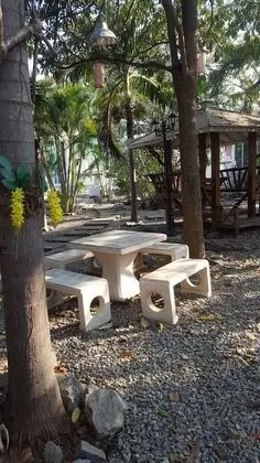 Charlie's Bungalow - İç Mekan