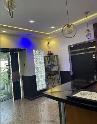 Charlies Place And Suite - Lobi