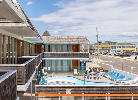 Charlroy Motel