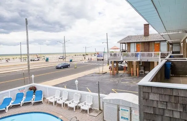 Charlroy Motel - Havuz