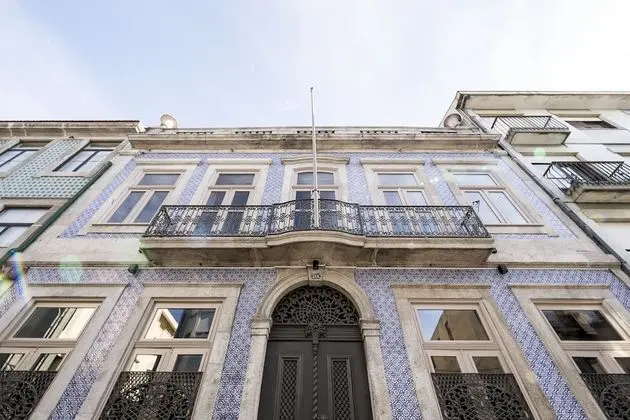 Charm Palace