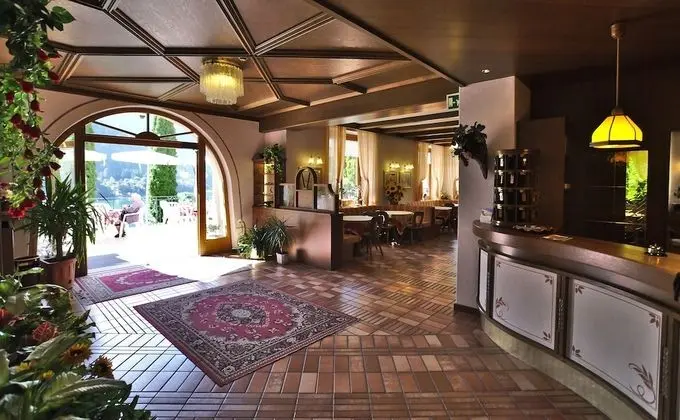 Charme Hotel Nevada - Lobi