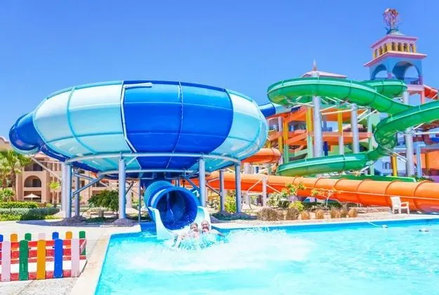 Charmillion Gardens Aquapark - Öne Çıkan Resim