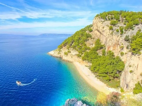 Charming 1 Bedroom Apartment in Makarska - Dış Mekan