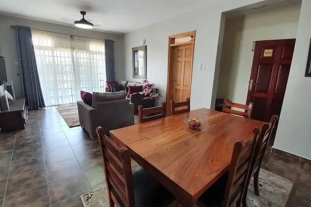 Charming 2-bed Apartment in Kigo - Mutfak
