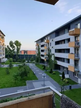 Charming 2-bed Apartment in Krakow