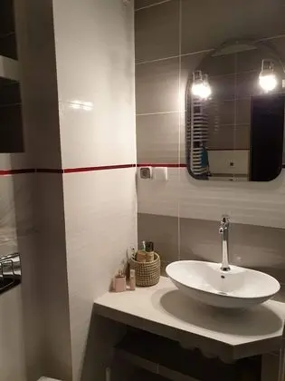Charming 2-bed Apartment in Krakow - Banyo Tipleri