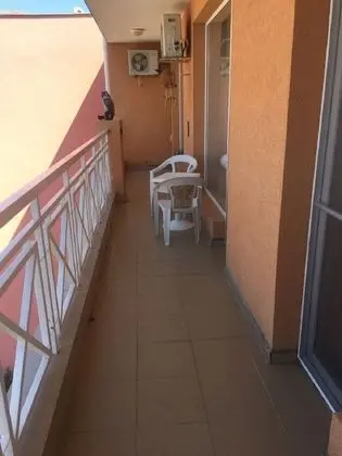 Charming 2-bed Apartment