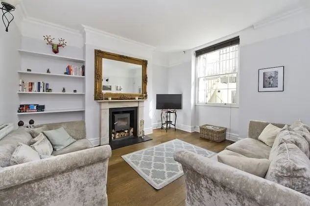 Charming 2-bed Apt Near Buckingham Palace