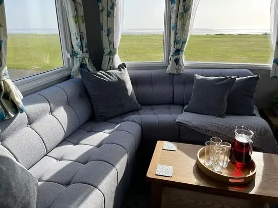 Charming 2-bed Cottage in Morecambe - Oda Düzeni