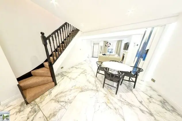 Charming 2-bed House in London - Mutfak