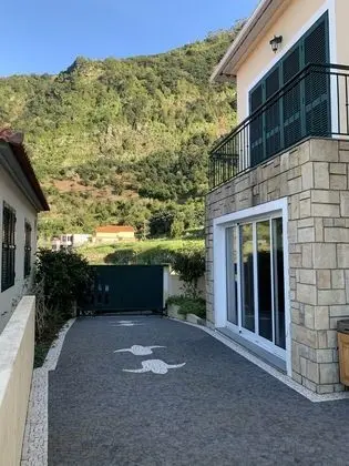 Charming 2-bed House in Ponta Delgada - Oda Manzaraları