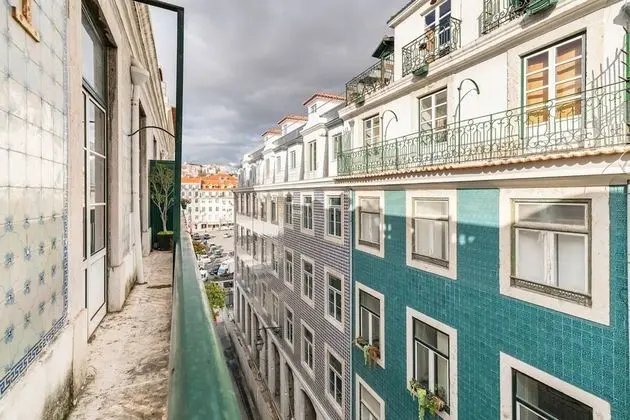 Charming 2 Bedroom Apartment Next to Praça da Figueira