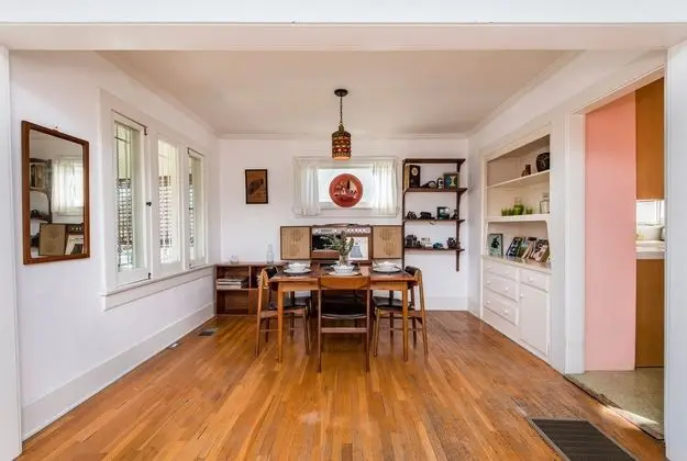 Charming 2 Bedroom Bungalow in Silver Lake - Yerinde Yemek