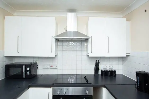 Charming 2-bedroom House - Mutfak